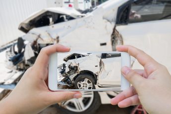 Что делать водителю, если попал в аварию (ДТП): пошаговая инструкция